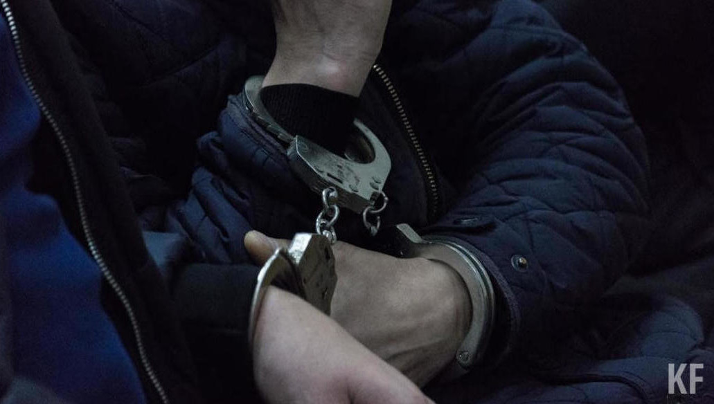 Полиция по горячим следам задержала подозреваемых.