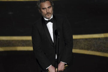 Телетрансляцию 92-й церемонии вручения кинопремии «Оскар» прошла 9 февраля в Лос-Анджелесе.