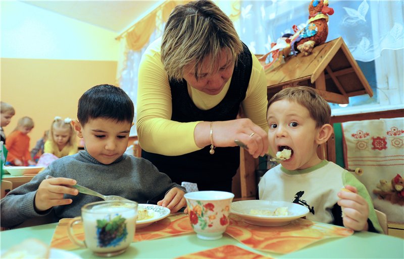 Более 77 млн рублей потратит исполком на питание в детских садах Нижнекамска