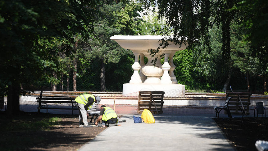 Посетителей ждет мастер-класс по танцам и концерт.