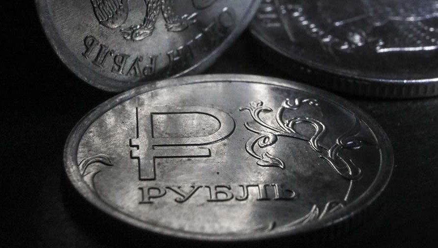 Точность прогнозов по уровню курса в текущих быстро меняющихся условиях оставляет желать лучшего.