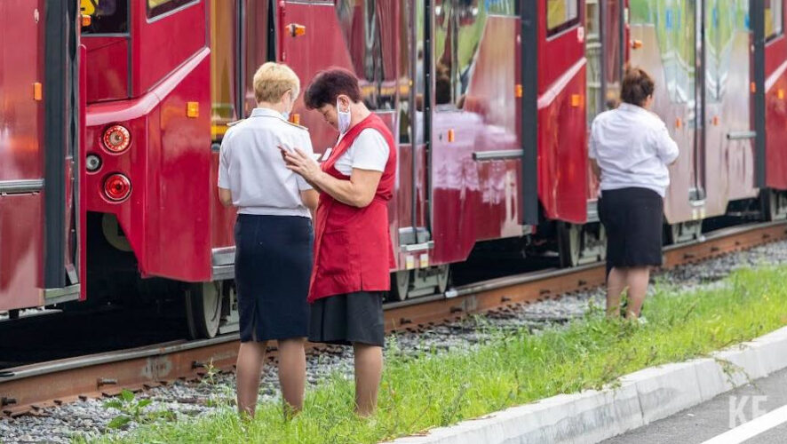 Его приостанавливали из-за ДТП с двумя трамваями.