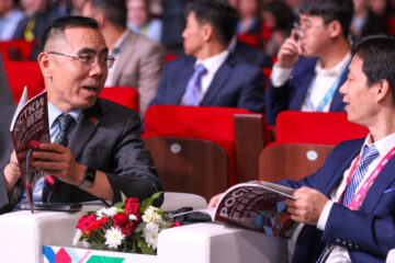 На форум приехали семь тысяч участников из 58 регионов России и 19 провинций Китая. Мероприятие