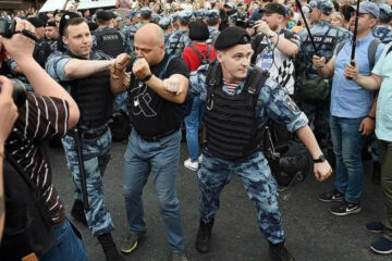 Митингующие в 11 городах России намерены выступить против фабрикации уголовных дел.