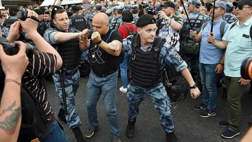 Митингующие в 11 городах России намерены выступить против фабрикации уголовных дел.