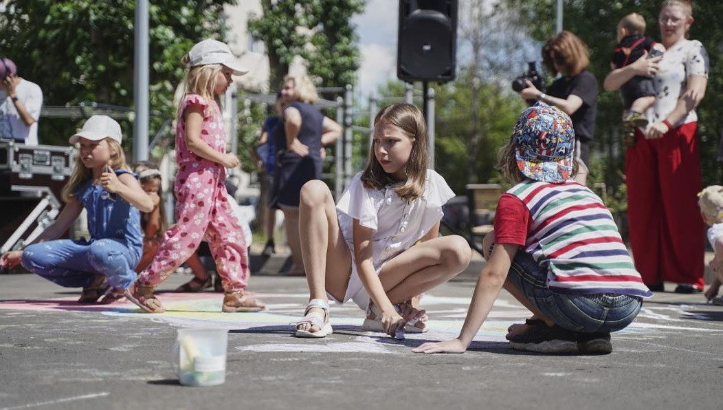 4-5 дней в неделю участники «Движения первых» будут проводить во дворах различные активности для детей.