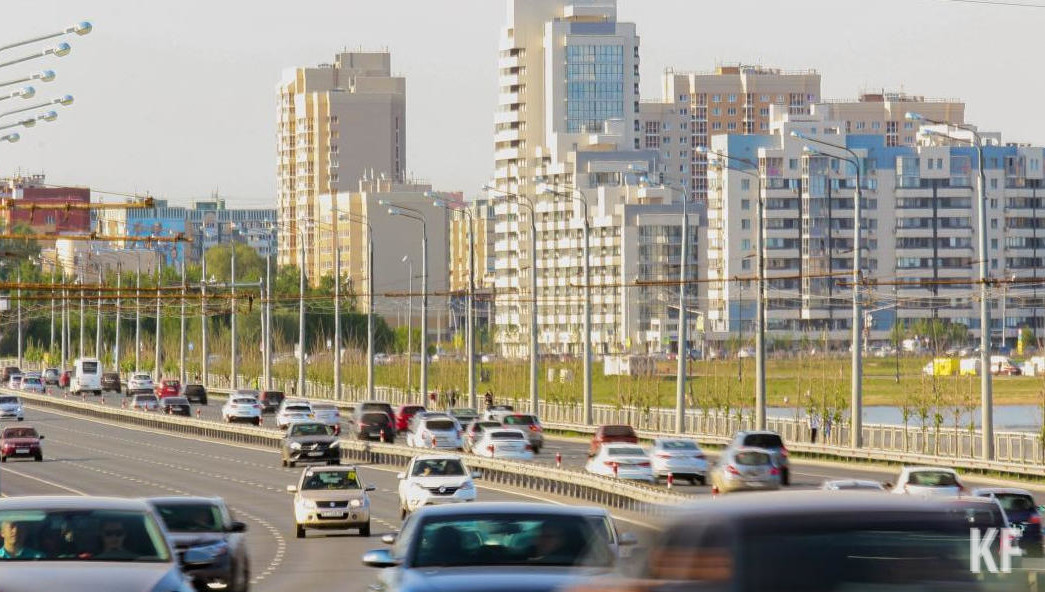 Общая протяженность границы между регионами - 813 километров.