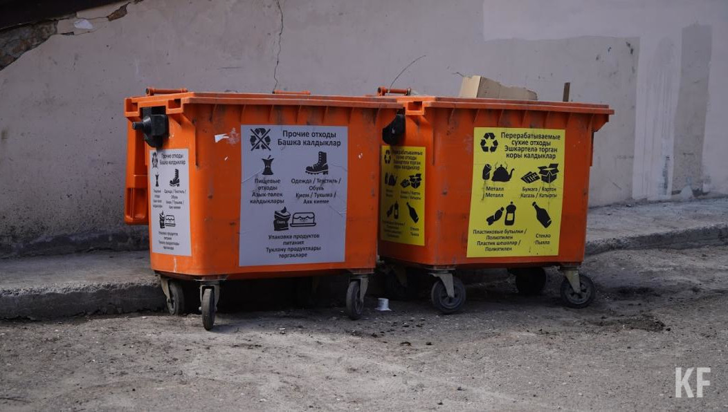 Сейчас в жилых поселках оборудовано 417 контейнерных площадок