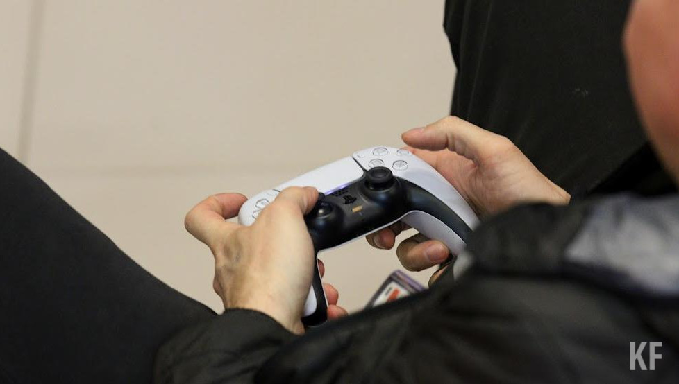 Также работодательница требует