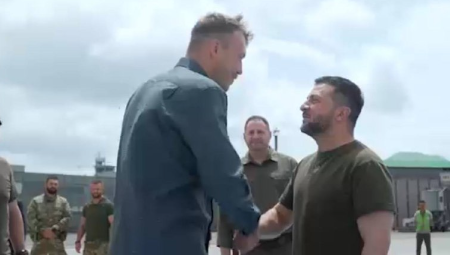 Военные преступники были взяты в плен в июне 2022 года в Мариуполе.