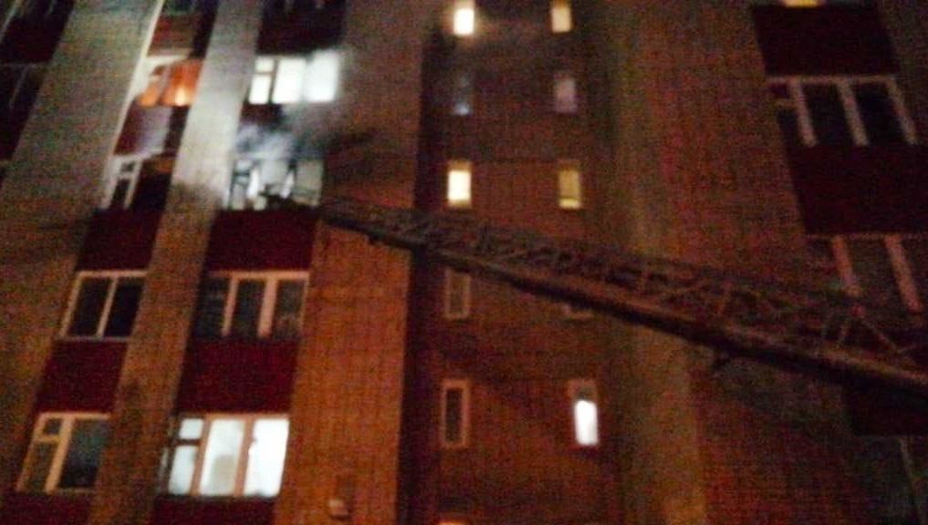 Возгорание произошло в доме на улице 30 лет Победы.