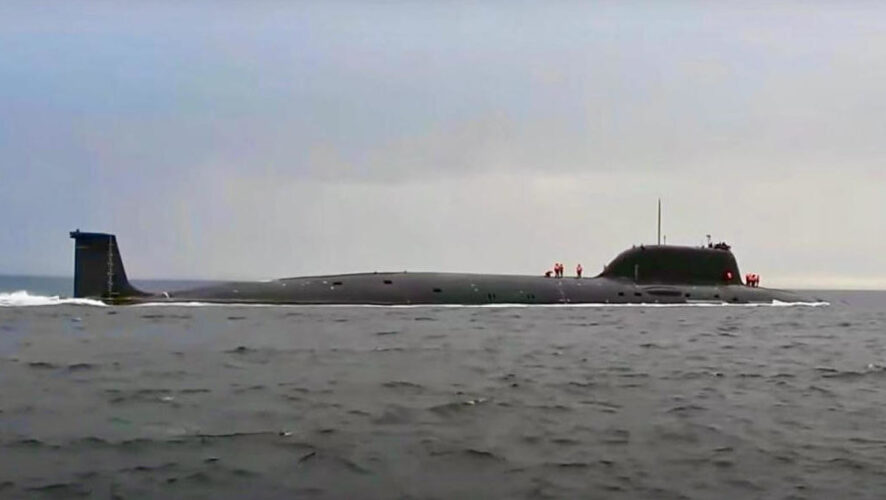 Охрану в месте испытаний обеспечили корабли и суда Беломорской военно-морской базы Северного флота.