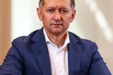 Генеральный директор «Рубина» похвалил Леонида Слуцкого.