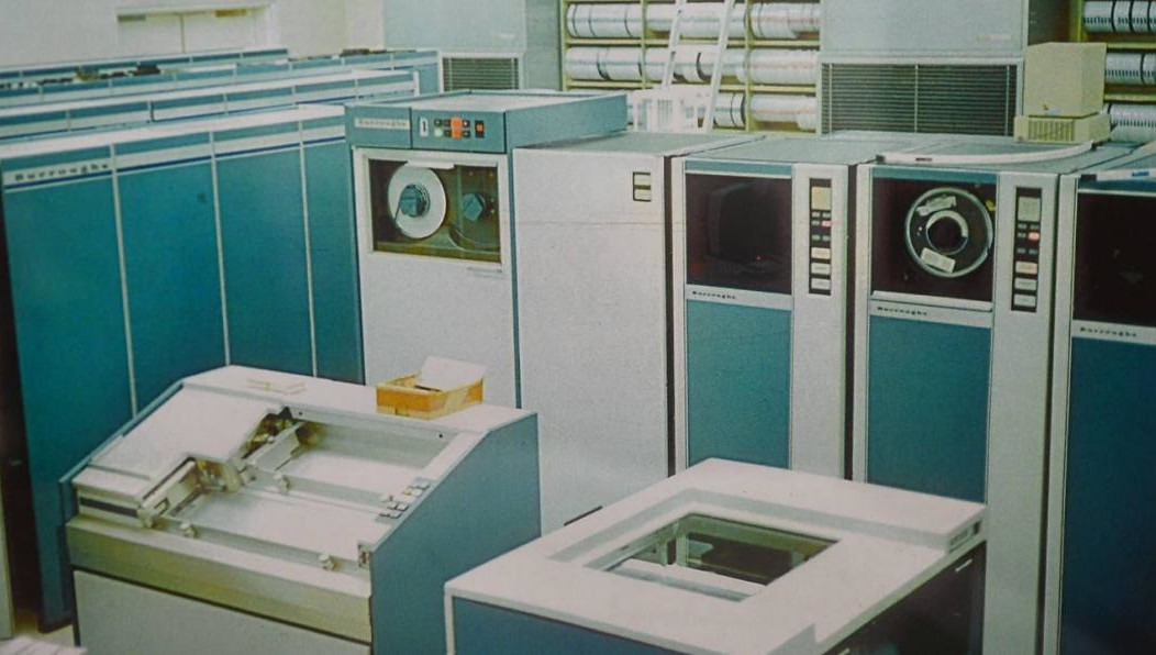 В конце нынешнего года IT-блок «Татнефти» отмечает свое 70-летие. «Нефтяные вести» продолжают цикл ретроспективных статей о цифровизации компании. Если в первом выпуске речь шла об уникальном музее и первом программисте