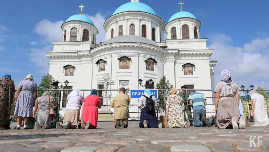 Верующие смогут поклониться святыне с 9 до 15 апреля.