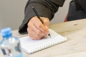 У некоторых бизнесменов также возникают проблемы с вхождением в схему размещения торговых объектов на территории парков и города в целом.