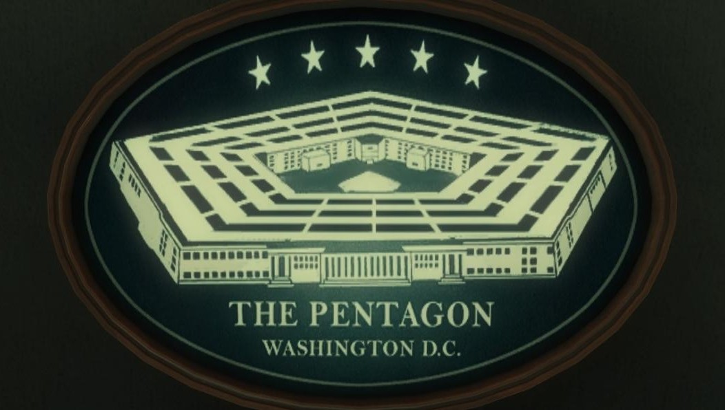 Видео слежки американских пилотов за неопознанным летающим объектом (НЛО) рассекретил и опубликовал Пентагон