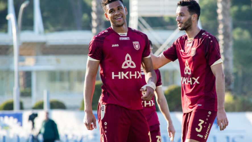 Игра завершилась со счётом 2:2.