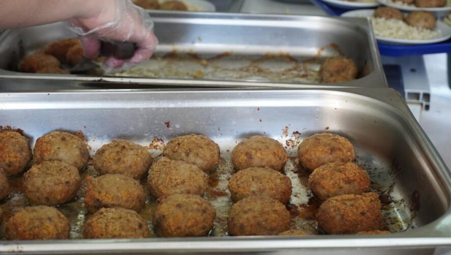 На скудность пищи пожаловалась в социальных сетях одна из родительниц.