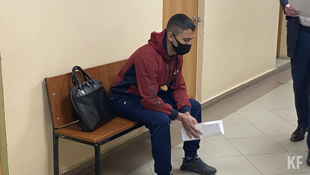 Процесс перенесли из-за длинных майских праздников.