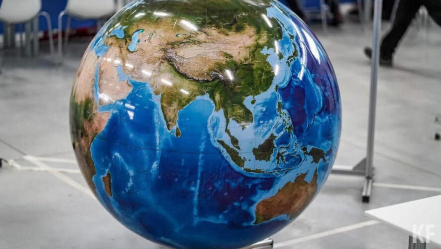 Его диаметр составляет полкилометра