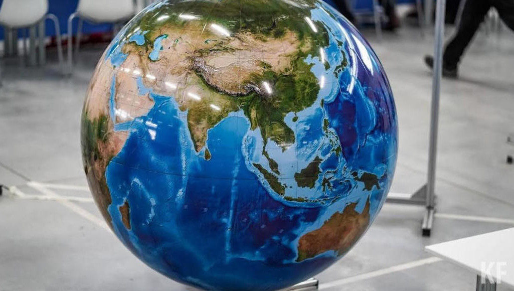 Его диаметр составляет полкилометра