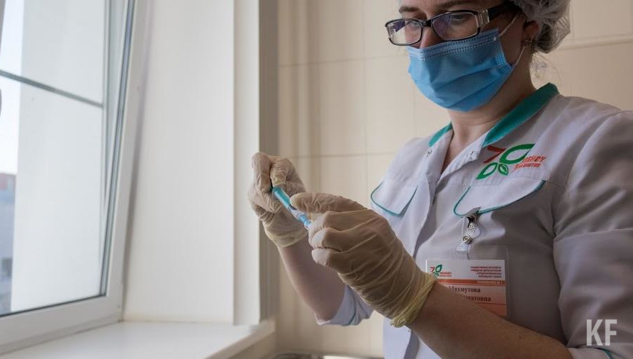 Вакцинация среди подростков республики продолжается.