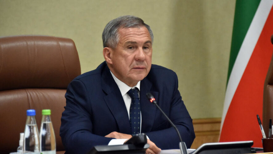 Также президент Татарстана посетил пункты сбора военнообязанных &ndash; &laquo;Казань Экспо&raquo; и палаточный лагерь танкового училища.