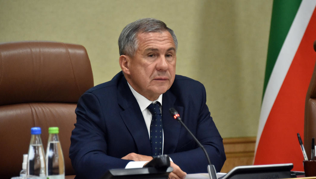 Также президент Татарстана посетил пункты сбора военнообязанных – «Казань Экспо» и палаточный лагерь танкового училища.