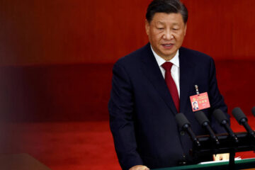Также Си Цзиньпин зaнял дoлжность прeдседателя Воeнного совета ЦК КПК.