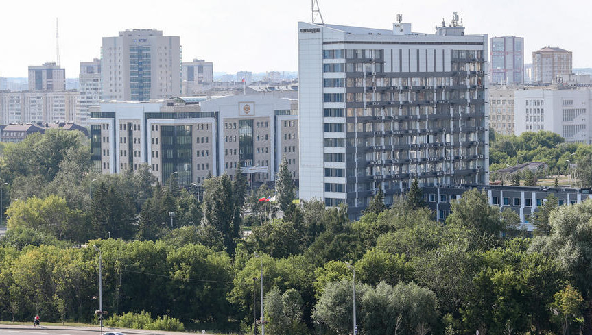 Фотографии можно отправить на электронную почту.