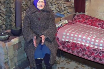Чиновники Смоленской области не обращают внимания на проблемы 92-летней бабушки Веры Семеновны Фирсовой