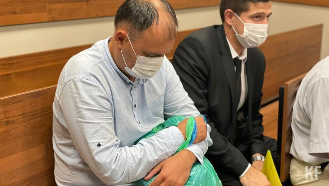 Следствие планирует ходатайствовать о домашнем аресте.