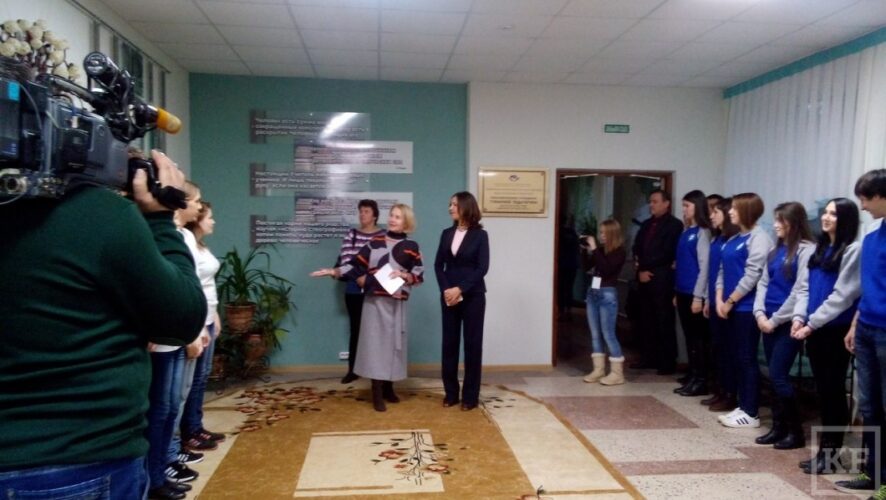 Накануне в Набережночелнинском педагогическом университете студенты показали депутату Госдумы Альфие Когогиной свой проект общественной молодежной приемной
