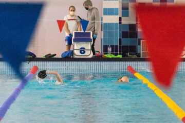 По этой причине атлетам пришлось задержаться в России.