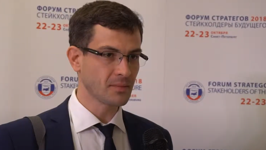 В ближайшее время ему изберут меру пресечения.