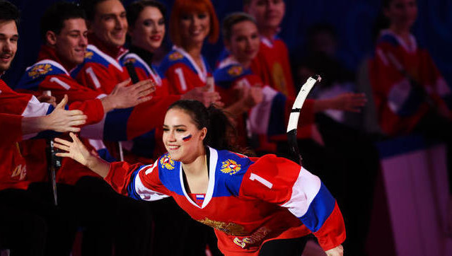 Фигуристки покажут шоу &laquo;Чемпионы на льду&raquo; 2 апреля.