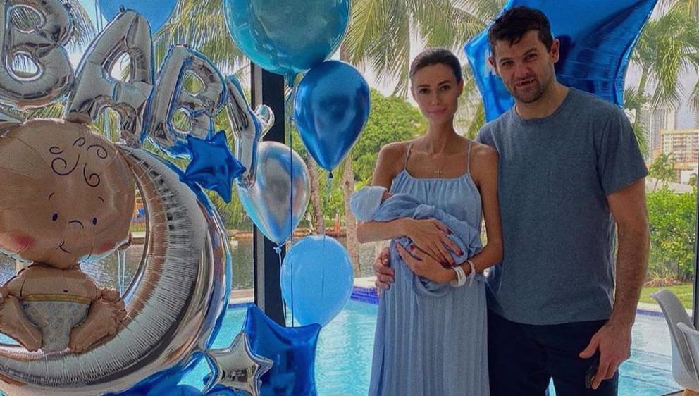 Избранницей новичка «барсов» стала модель Анна Бокий.