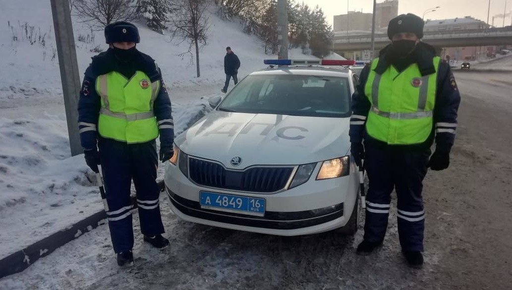 У 11-месячного малыша поднялась высокая температура.