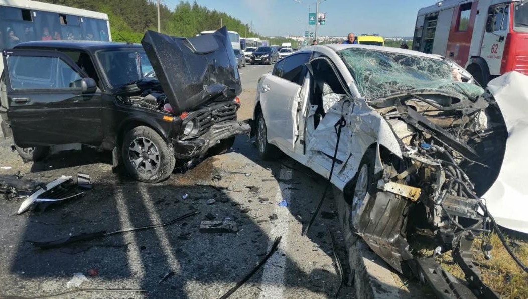 На месте погиб человек в «Рено».