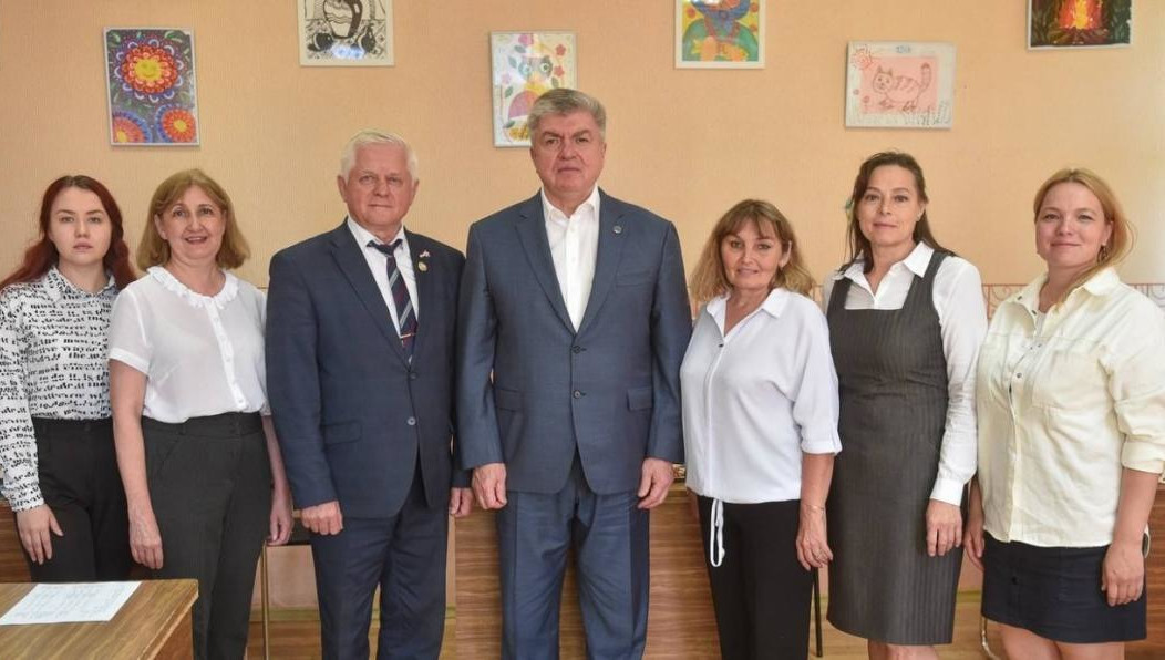 Главная задача организации - оказывать дополнительную поддержку бойцам и их семьям.