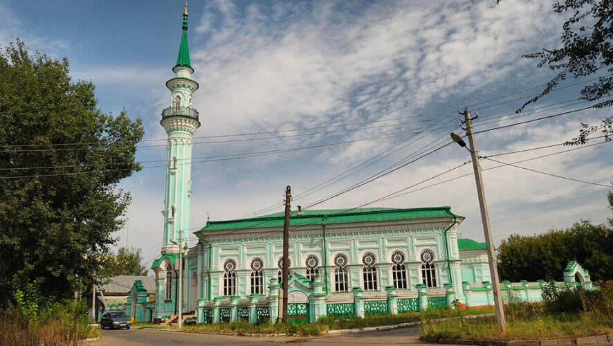 4 млн рублей выделили из бюджета на реставрацию Азимовской мечети на улице Фаткуллина в Старо-Татарской слободе Казани. Соответствующий тендер опубликован на сайте
