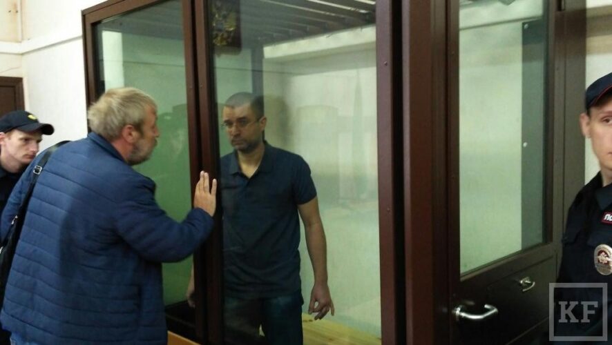Евгений Рафиков будет находиться под стражей до 5 августа.