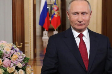 Президент России обратился с поздравлением в честь Международного женского дня.