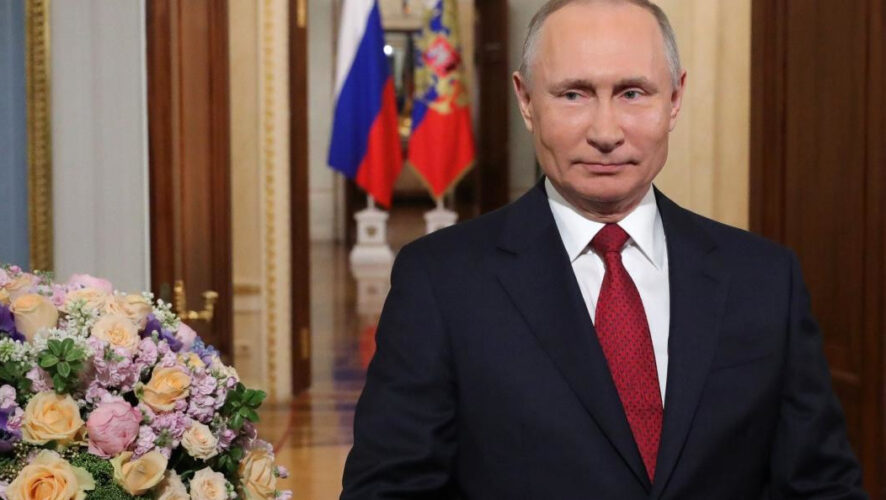 Президент России обратился с поздравлением в честь Международного женского дня.