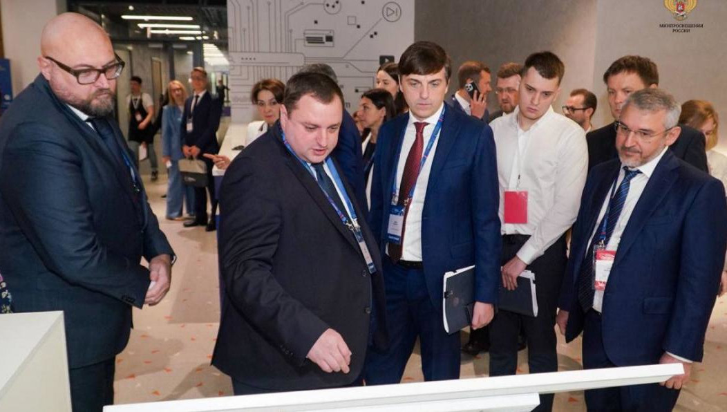 Министр просвещения России заметил