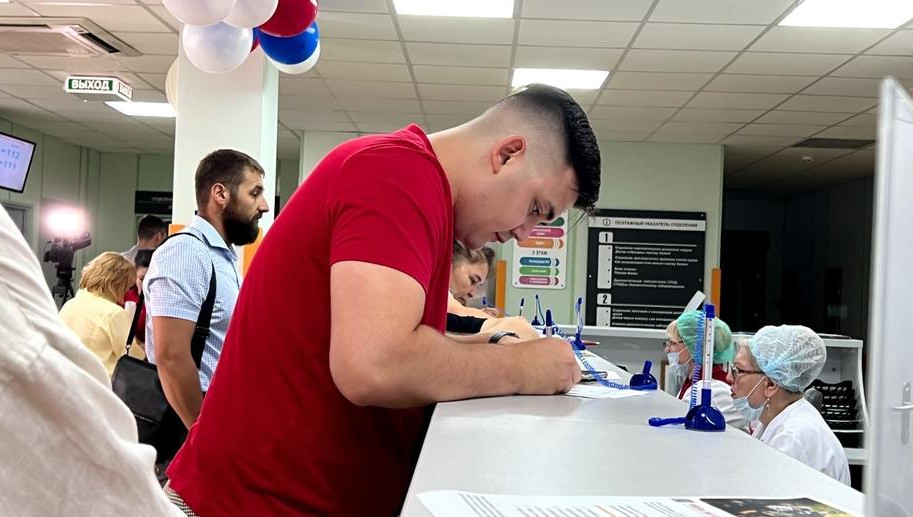 В Казани прошла акция по сдаче крови и ее компонентов в рамках проекта «Все для Победы».