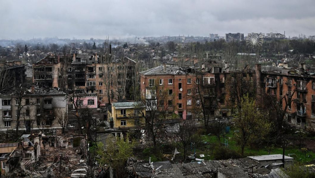 Следующими