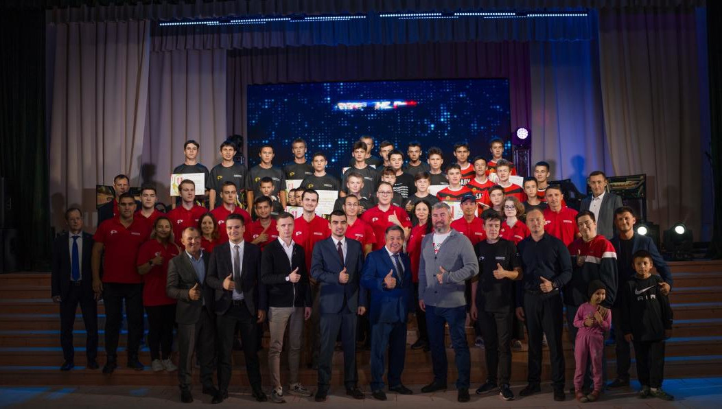 30 сентября -1 октября в пгт. Богатые Сабы прошли фиджитал-игры. За эти 2 дня более тысячи детей приняли участие и посетили мероприятие.