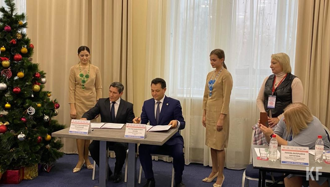 Точками притяжения стали футбол и предприятие «Август».